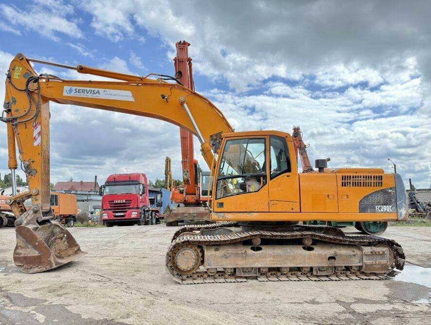 Volvo EC290CL - Гусеничный экскаватор: фото 1 Volvo EC290CL - Гусеничный экскаватор: фото 1