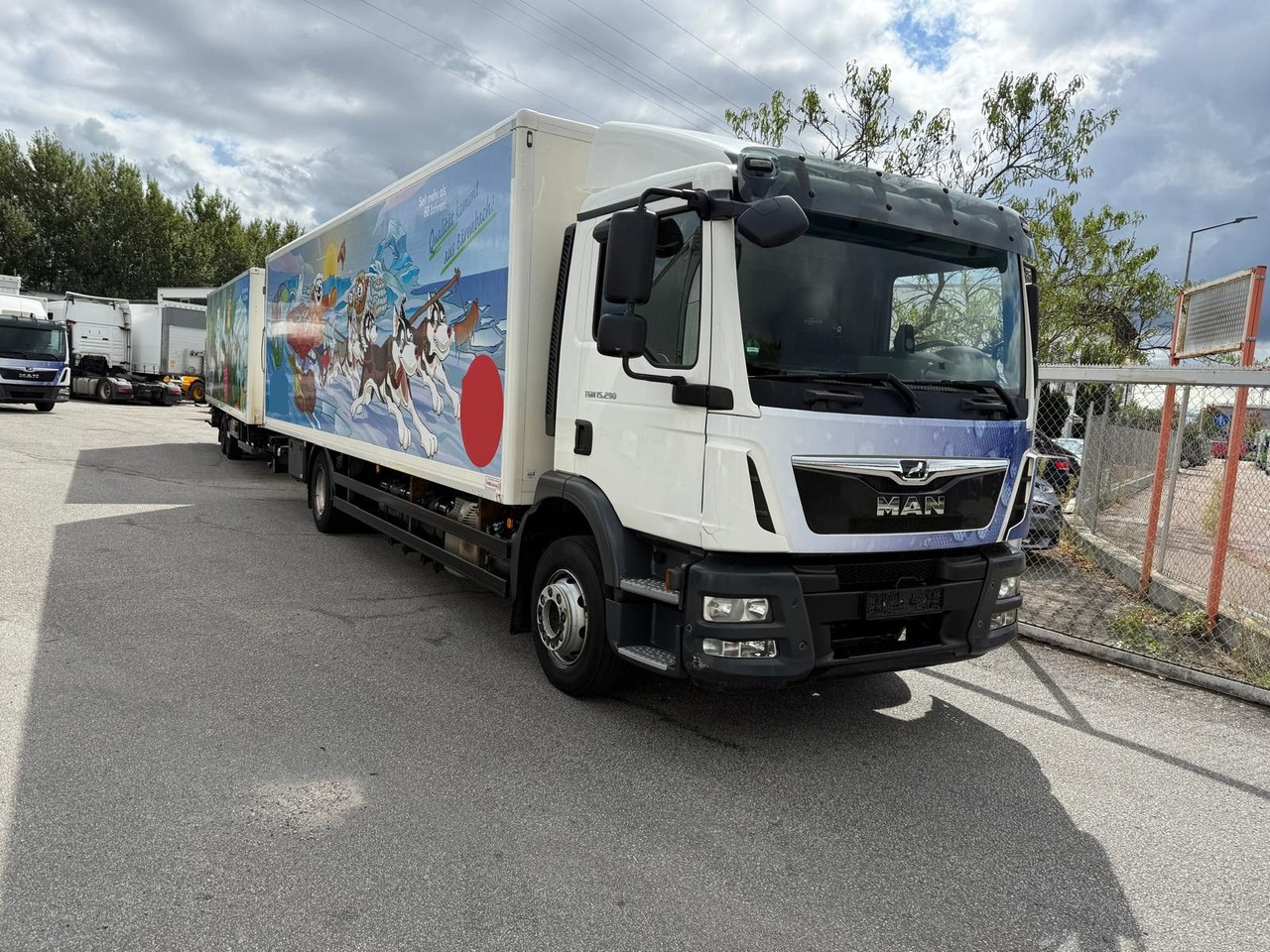 MAN TGM 15.290 kein 12.250 - Грузовик с закрытым кузовом: фото 1 MAN TGM 15.290 kein 12.250 - Грузовик с закрытым кузовом: фото 1