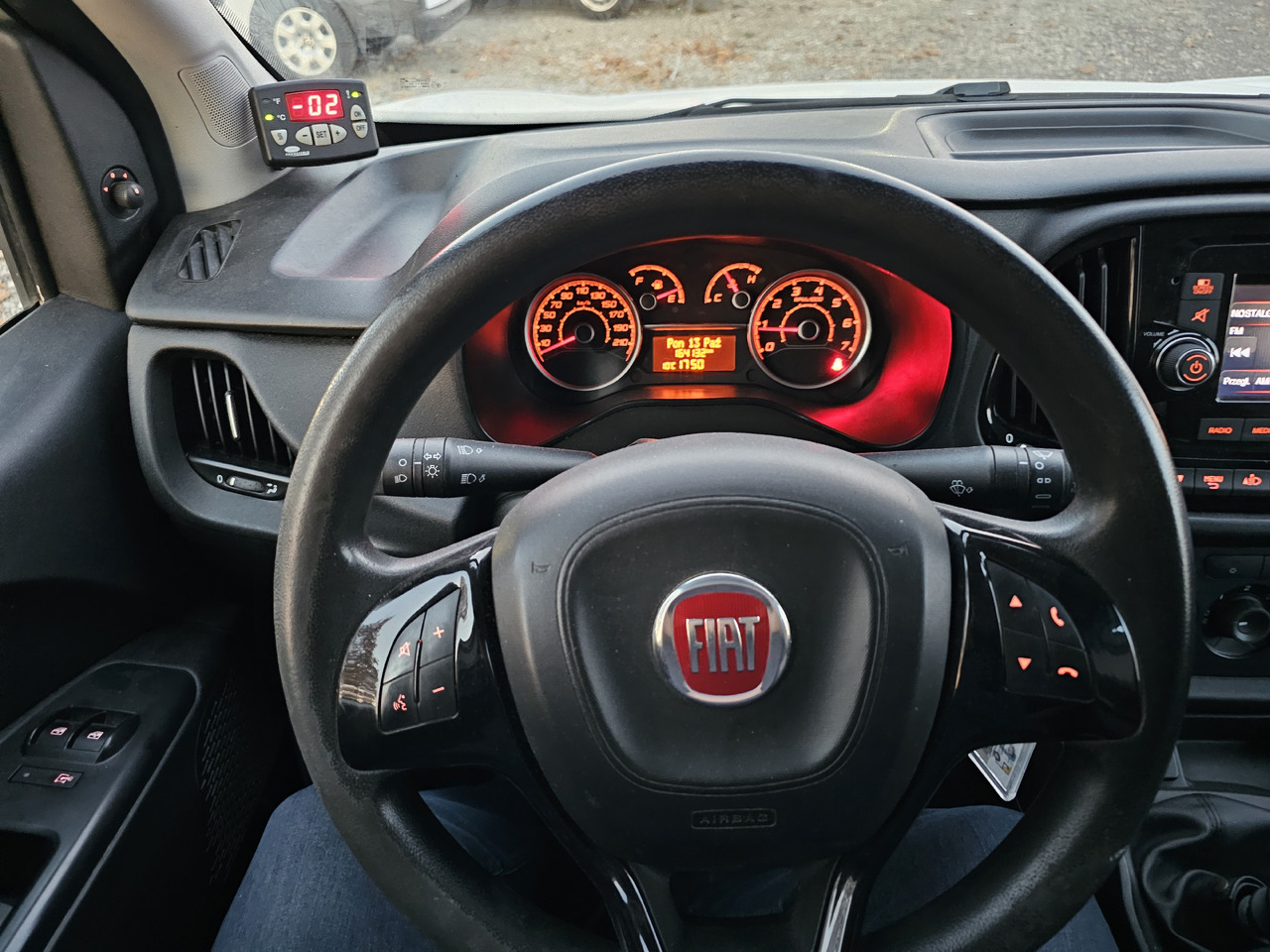 Фургон-рефрижератор FIAT DOBLO LONG CHLODNIA carrier KLIMA  EURO6: фото 9 Фургон-рефрижератор FIAT DOBLO LONG CHLODNIA carrier KLIMA  EURO6: фото 9