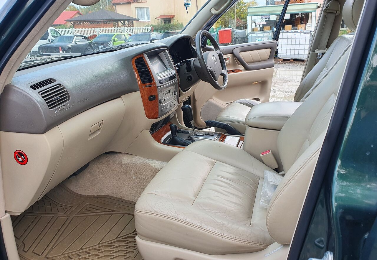 Легковой автомобиль Toyota LAND CRUISER 100 4,2 TD KLIMA 7 OSOB [ Copy ]: фото 6