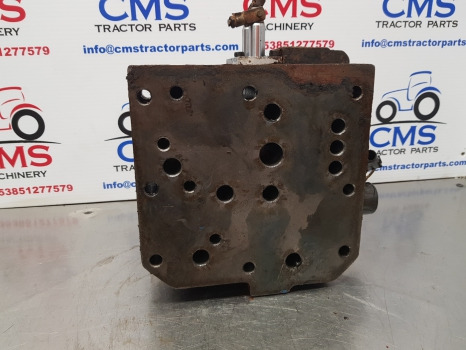 Трансмиссия Case 5140, 5120, 5130, 5150, Transmission Control Valve, Shuttle Valve 193887a2: фото 8