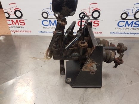 Case 856 Xl, 844 Xl, 745 Xl, 743 Xl Brake Master Cylinders 1287846c91, 226301a1 - Тормозной цилиндр для Тракторов: фото 3 Case 856 Xl, 844 Xl, 745 Xl, 743 Xl Brake Master Cylinders 1287846c91, 226301a1 - Тормозной цилиндр для Тракторов: фото 3