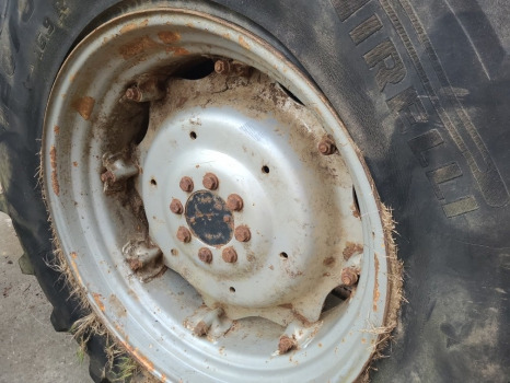 Case Jx80, Jx90 New Holland Td80d, Td90d Plus Rear Half Axle Lhs 5098577 - Задняя ось: фото 5 Case Jx80, Jx90 New Holland Td80d, Td90d Plus Rear Half Axle Lhs 5098577 - Задняя ось: фото 5