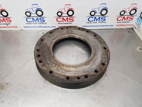 Case New Holland T6070, T6000, Puma Steyr T6050 Rear Axle Brake Spacer 87372500 - Задняя ось: фото 5 Case New Holland T6070, T6000, Puma Steyr T6050 Rear Axle Brake Spacer 87372500 - Задняя ось: фото 5