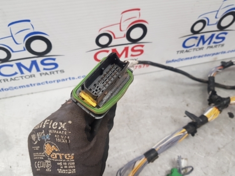 Claas Arion 640 Cab Wiring Loom 0022371370, 0022371372, 22371370, 22371372 - Кабели/ Провода для Тракторов: фото 5 Claas Arion 640 Cab Wiring Loom 0022371370, 0022371372, 22371370, 22371372 - Кабели/ Провода для Тракторов: фото 5