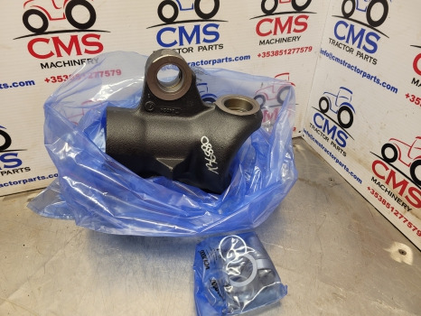 Claas, Mccormick, Case Carraro Front Axle Swivel Housing Rhs 066657, 11664 - Передняя ось: фото 1 Claas, Mccormick, Case Carraro Front Axle Swivel Housing Rhs 066657, 11664 - Передняя ось: фото 1