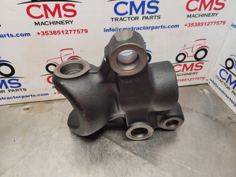 Claas, Mccormick, Case Carraro Front Axle Swivel Housing Rhs 066657, 11664 - Передняя ось: фото 4 Claas, Mccormick, Case Carraro Front Axle Swivel Housing Rhs 066657, 11664 - Передняя ось: фото 4