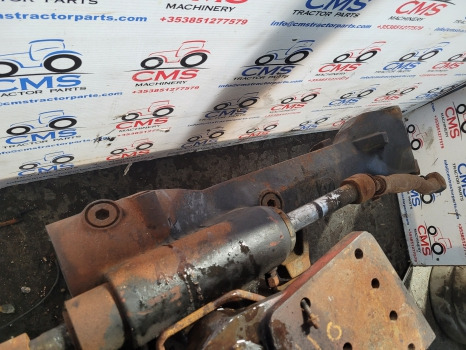 Deutz Agrotron 110 Zf As2035 Front Axle Housing Rhs, Bolster 4475.305.300 - Передняя ось: фото 4 Deutz Agrotron 110 Zf As2035 Front Axle Housing Rhs, Bolster 4475.305.300 - Передняя ось: фото 4