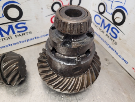 Deutz Agrotron 110 Zf Front Axle Bevel Gear 13x29, Differential 4475.205.038 - Передняя ось: фото 3 Deutz Agrotron 110 Zf Front Axle Bevel Gear 13x29, Differential 4475.205.038 - Передняя ось: фото 3
