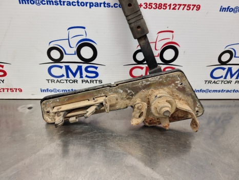 Fiat 115-90, 90, Tl Series, T5000, Accelerator Control Lever Assy 5115443 - Кабина и интерьер: фото 4 Fiat 115-90, 90, Tl Series, T5000, Accelerator Control Lever Assy 5115443 - Кабина и интерьер: фото 4