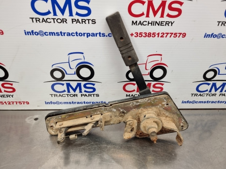 Fiat 115-90, 90, Tl Series, T5000, Accelerator Control Lever Assy 5115443 - Кабина и интерьер: фото 3 Fiat 115-90, 90, Tl Series, T5000, Accelerator Control Lever Assy 5115443 - Кабина и интерьер: фото 3