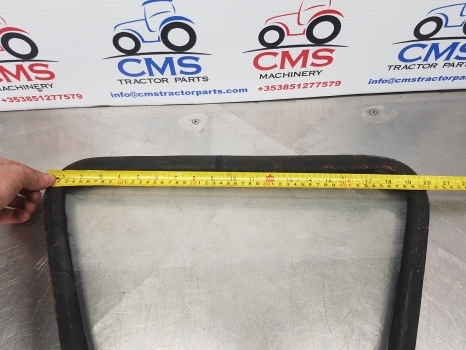 Стекло и запчасти для Тракторов Fiat 1180 Cab Side Glass And Seal 5108674: фото 7
