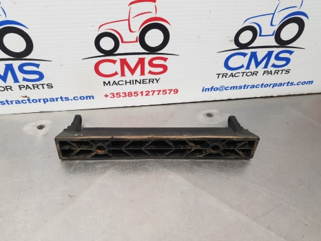 Fiat 130-90, 140-90, 115-90, 180-90, Cab Handle Bracket 5130868, 5130794 - Кабина и интерьер: фото 2 Fiat 130-90, 140-90, 115-90, 180-90, Cab Handle Bracket 5130868, 5130794 - Кабина и интерьер: фото 2