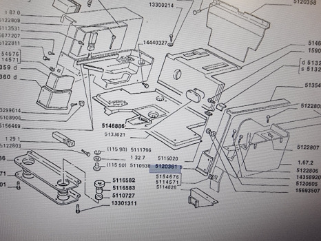 Fiat 160-90, 140-60, 180-60, 30 Series, Cab Interior Panel 5120361 - Кабина и интерьер: фото 4 Fiat 160-90, 140-60, 180-60, 30 Series, Cab Interior Panel 5120361 - Кабина и интерьер: фото 4