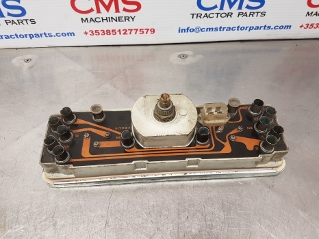 Fiat 66, 90, 93 Series 90-90, 100-90 Instrument Cluster Clock 5125046, 5105878 - Свет/ Освещение для Тракторов: фото 3 Fiat 66, 90, 93 Series 90-90, 100-90 Instrument Cluster Clock 5125046, 5105878 - Свет/ Освещение для Тракторов: фото 3
