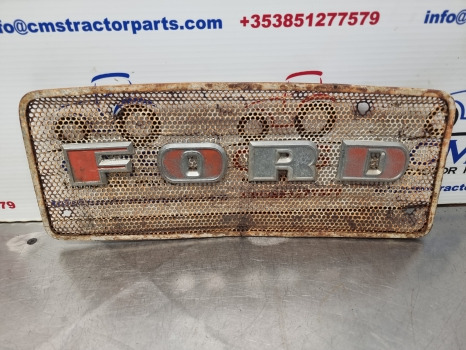 Ford 10, 100, 1000 Series Nose Cone Grille, Grill Panel C5nn8a163a - Решётка радиатора: фото 1 Ford 10, 100, 1000 Series Nose Cone Grille, Grill Panel C5nn8a163a - Решётка радиатора: фото 1