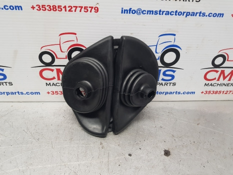 Ford 10, Tw 6610, 6810 Q Cab Gear Lever Gaiter Rubber Cover Boot E3nn7z066aa - Кабина и интерьер для Сельскохозяйственной техники: фото 1 Ford 10, Tw 6610, 6810 Q Cab Gear Lever Gaiter Rubber Cover Boot E3nn7z066aa - Кабина и интерьер для Сельскохозяйственной техники: фото 1
