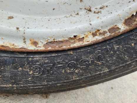 Ford 2600, 3600, 4600, 4000 Pair Front Wheel Rim And Tyre 7.50-16 Original Fomoco - Колесо: фото 3 Ford 2600, 3600, 4600, 4000 Pair Front Wheel Rim And Tyre 7.50-16 Original Fomoco - Колесо: фото 3