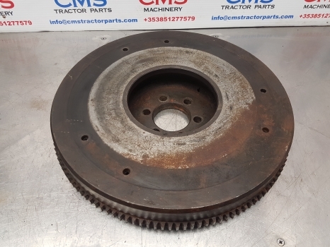 Ford 4100, 4200, 4410, 4500 Engine Flywheel E0nn6375fa, C7nn6375k, 86529653 - Маховик для Тракторов: фото 4 Ford 4100, 4200, 4410, 4500 Engine Flywheel E0nn6375fa, C7nn6375k, 86529653 - Маховик для Тракторов: фото 4