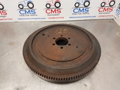 Ford 4100, 4200, 4410, 4500 Engine Flywheel E0nn6375fa, C7nn6375k, 86529653 - Маховик для Тракторов: фото 1 Ford 4100, 4200, 4410, 4500 Engine Flywheel E0nn6375fa, C7nn6375k, 86529653 - Маховик для Тракторов: фото 1