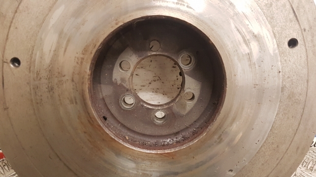 Ford 4100, 4200, 4410, 4500 Engine Flywheel E0nn6375fa, C7nn6375k - Маховик для Тракторов: фото 2 Ford 4100, 4200, 4410, 4500 Engine Flywheel E0nn6375fa, C7nn6375k - Маховик для Тракторов: фото 2