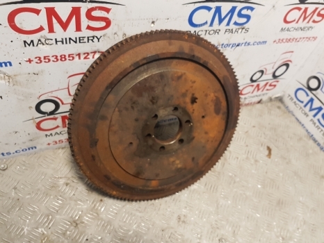 Ford 4600 Engine Flywheel And Ring Gear - Маховик для Тракторов: фото 1 Ford 4600 Engine Flywheel And Ring Gear - Маховик для Тракторов: фото 1
