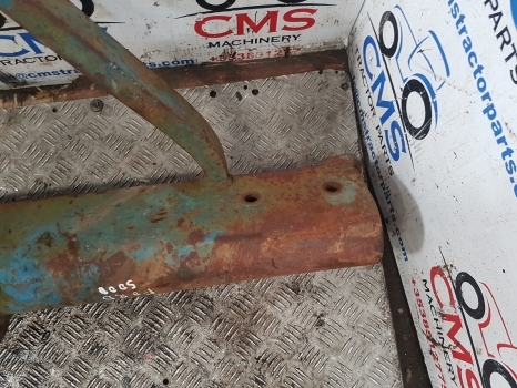Ford 5000, 3600, 4600, 5200, 7200 Axle Beam Front Centre C5nn3a041y - Передняя ось для Сельскохозяйственной техники: фото 5 Ford 5000, 3600, 4600, 5200, 7200 Axle Beam Front Centre C5nn3a041y - Передняя ось для Сельскохозяйственной техники: фото 5
