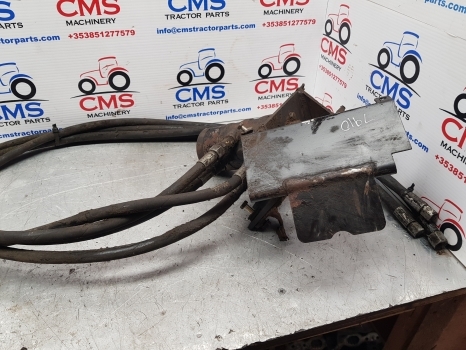 Ford 555, 7910, 8210 Orbital Steering Motor Valve Assy 86604767, 86585452 - Рулевое управление для Тракторов: фото 5 Ford 555, 7910, 8210 Orbital Steering Motor Valve Assy 86604767, 86585452 - Рулевое управление для Тракторов: фото 5