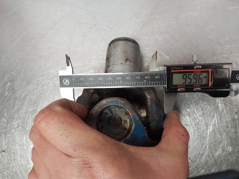 Передняя ось для Тракторов Ford 7710, 6710, Apl345, 350 Front Axle Fwd Drive Yoke Joint Zp7029310403: фото 10