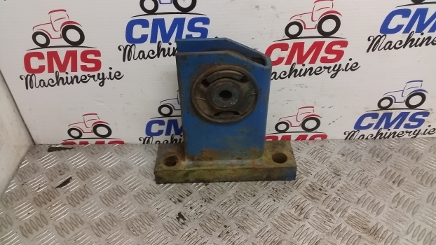 Ford 7840, 8240, 8340 Cab Support Assy Rear Left E9nn94001n45aa11m - Подвеска кабины для Тракторов: фото 3 Ford 7840, 8240, 8340 Cab Support Assy Rear Left E9nn94001n45aa11m - Подвеска кабины для Тракторов: фото 3
