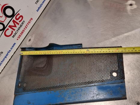 Ford 7910, 7810, 8210 Engine Side Guard, Shield Grill F0nn10n333aa11b - Решётка радиатора: фото 4 Ford 7910, 7810, 8210 Engine Side Guard, Shield Grill F0nn10n333aa11b - Решётка радиатора: фото 4