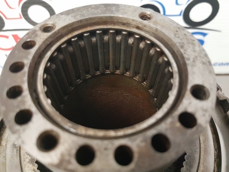 Ford New Holland 40 And Ts Series Rear Clutch Housing (kit With Shaft) 82036853 - Сцепление и запчасти для Сельскохозяйственной техники: фото 4 Ford New Holland 40 And Ts Series Rear Clutch Housing (kit With Shaft) 82036853 - Сцепление и запчасти для Сельскохозяйственной техники: фото 4
