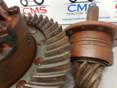 Ford New Holland 7840, Ts, 40, Bevel Gear And Differential 81866326, F0nn4209ca - Дифференциал для Сельскохозяйственной техники: фото 5 Ford New Holland 7840, Ts, 40, Bevel Gear And Differential 81866326, F0nn4209ca - Дифференциал для Сельскохозяйственной техники: фото 5