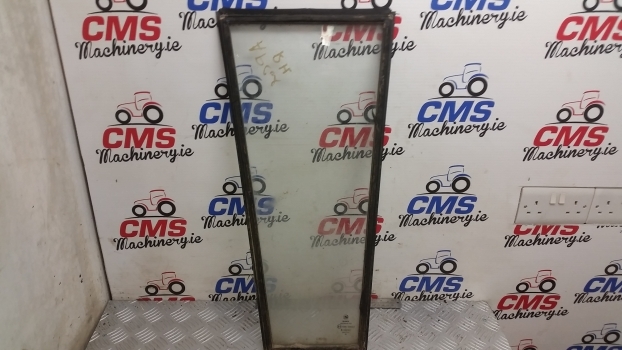 Ford New Holland Cab Low Panel Glass With Frame Rh 83931985 E2nn94000r68aa - Стекло и запчасти для Тракторов: фото 3 Ford New Holland Cab Low Panel Glass With Frame Rh 83931985 E2nn94000r68aa - Стекло и запчасти для Тракторов: фото 3