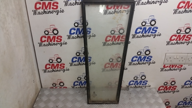 Ford New Holland Cab Low Panel Glass With Frame Rh 83931985 E2nn94000r68aa - Стекло и запчасти для Тракторов: фото 1 Ford New Holland Cab Low Panel Glass With Frame Rh 83931985 E2nn94000r68aa - Стекло и запчасти для Тракторов: фото 1