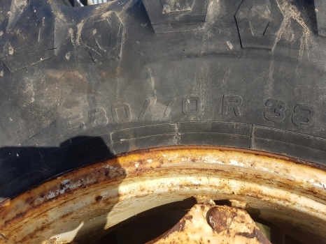 Ford Rear Wheel Complete R38 Pirelli Tm700 580/70r38 - Колесо для Тракторов: фото 3 Ford Rear Wheel Complete R38 Pirelli Tm700 580/70r38 - Колесо для Тракторов: фото 3
