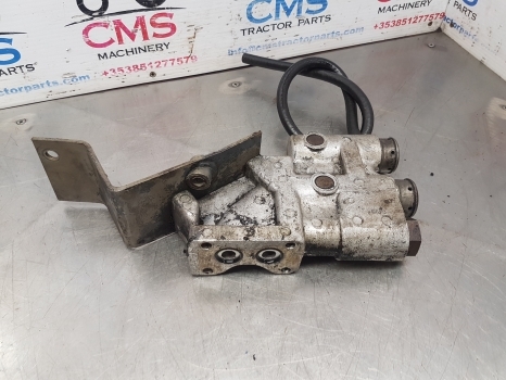 Ford Tw, Ts, 40, 10, 7840 Series Hydraulic Spool Coupling E9nnr963ab , 87382001 - Гидравлика для Тракторов: фото 5 Ford Tw, Ts, 40, 10, 7840 Series Hydraulic Spool Coupling E9nnr963ab , 87382001 - Гидравлика для Тракторов: фото 5