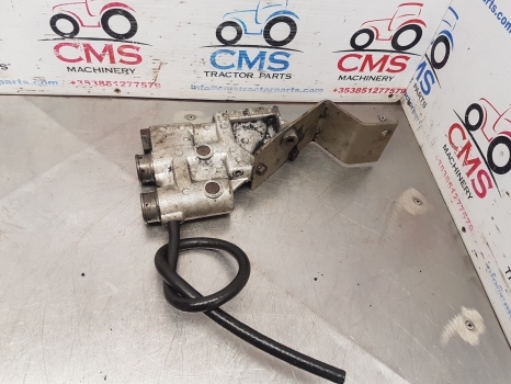 Ford Tw, Ts, 40, 10, 7840 Series Hydraulic Spool Coupling E9nnr963ab , 87382001 - Гидравлика для Тракторов: фото 3 Ford Tw, Ts, 40, 10, 7840 Series Hydraulic Spool Coupling E9nnr963ab , 87382001 - Гидравлика для Тракторов: фото 3