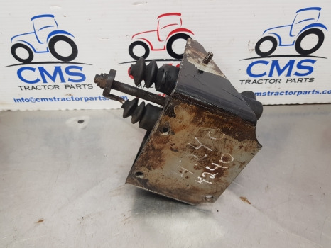 International Case 885 Xl, 85, Case 4200, Brake Master Cylinder 1287843c91 - Тормозной цилиндр для Сельскохозяйственной техники: фото 4 International Case 885 Xl, 85, Case 4200, Brake Master Cylinder 1287843c91 - Тормозной цилиндр для Сельскохозяйственной техники: фото 4