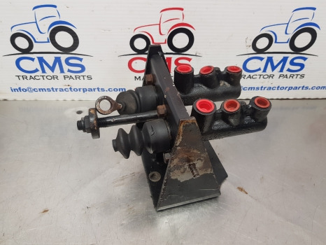 International Case 885 Xl, 85, Case 4200, Brake Master Cylinder 1287843c91 - Тормозной цилиндр для Сельскохозяйственной техники: фото 3 International Case 885 Xl, 85, Case 4200, Brake Master Cylinder 1287843c91 - Тормозной цилиндр для Сельскохозяйственной техники: фото 3