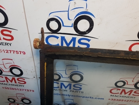 Jcb 3cx Sitemaster Rear Window Frame With Glass 121/07000, 92606001, 657/00018 - Стекло и запчасти для Экскаваторов-погрузчиков: фото 5 Jcb 3cx Sitemaster Rear Window Frame With Glass 121/07000, 92606001, 657/00018 - Стекло и запчасти для Экскаваторов-погрузчиков: фото 5