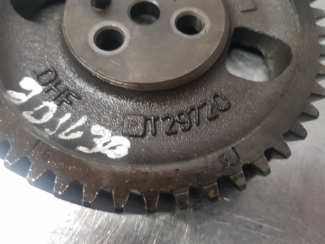 John Deere 1630, 2140, 1030 Fuel Injection Pump Gear Z48 Ar85710, T24459 - Распределитель впрыска: фото 3 John Deere 1630, 2140, 1030 Fuel Injection Pump Gear Z48 Ar85710, T24459 - Распределитель впрыска: фото 3