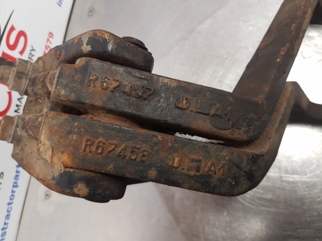John Deere 2955, 2350, 2550, 2750, 2755 Brake Pump Actuator R67457 - Детали тормозной системы для Тракторов: фото 3 John Deere 2955, 2350, 2550, 2750, 2755 Brake Pump Actuator R67457 - Детали тормозной системы для Тракторов: фото 3
