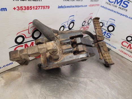 John Deere 3050, 3350, 3040 Sg2 Cab Brake Master Cylinder, Pedal Kit Al33145 - Детали тормозной системы для Сельскохозяйственной техники: фото 3 John Deere 3050, 3350, 3040 Sg2 Cab Brake Master Cylinder, Pedal Kit Al33145 - Детали тормозной системы для Сельскохозяйственной техники: фото 3