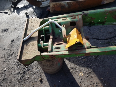 John Deere 6110 Main Frame Assy Al154823, Al114447, Al116521 - Подвеска кабины: фото 5 John Deere 6110 Main Frame Assy Al154823, Al114447, Al116521 - Подвеска кабины: фото 5