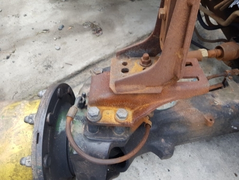 John Deere 6215r Front Axle Mudguard Bracket Kit L220544, Al223356, Al223362 - Крыло для Тракторов: фото 2 John Deere 6215r Front Axle Mudguard Bracket Kit L220544, Al223356, Al223362 - Крыло для Тракторов: фото 2