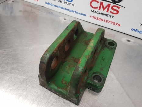 John Deere 6820, 6140j, 6800, 6900, 6910 Top Link Bracket R111555 - Рама/ Шасси для Сельскохозяйственной техники: фото 4 John Deere 6820, 6140j, 6800, 6900, 6910 Top Link Bracket R111555 - Рама/ Шасси для Сельскохозяйственной техники: фото 4