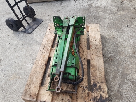 John Deere 6920, 6820, 6810, 6910 Pick Up Hitch Frame Al229594, Al220949 - Сцепное устройство для Сельскохозяйственной техники: фото 4 John Deere 6920, 6820, 6810, 6910 Pick Up Hitch Frame Al229594, Al220949 - Сцепное устройство для Сельскохозяйственной техники: фото 4
