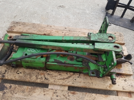 John Deere 6920, 6820, 6810, 6910 Pick Up Hitch Frame Al229594, Al220949 - Сцепное устройство для Сельскохозяйственной техники: фото 3 John Deere 6920, 6820, 6810, 6910 Pick Up Hitch Frame Al229594, Al220949 - Сцепное устройство для Сельскохозяйственной техники: фото 3