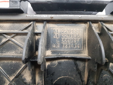 John Deere 6r 185, 6r, 6m Series, Air Cleaner Filter Box Al218934, Al229135 - Система впуска: фото 5 John Deere 6r 185, 6r, 6m Series, Air Cleaner Filter Box Al218934, Al229135 - Система впуска: фото 5